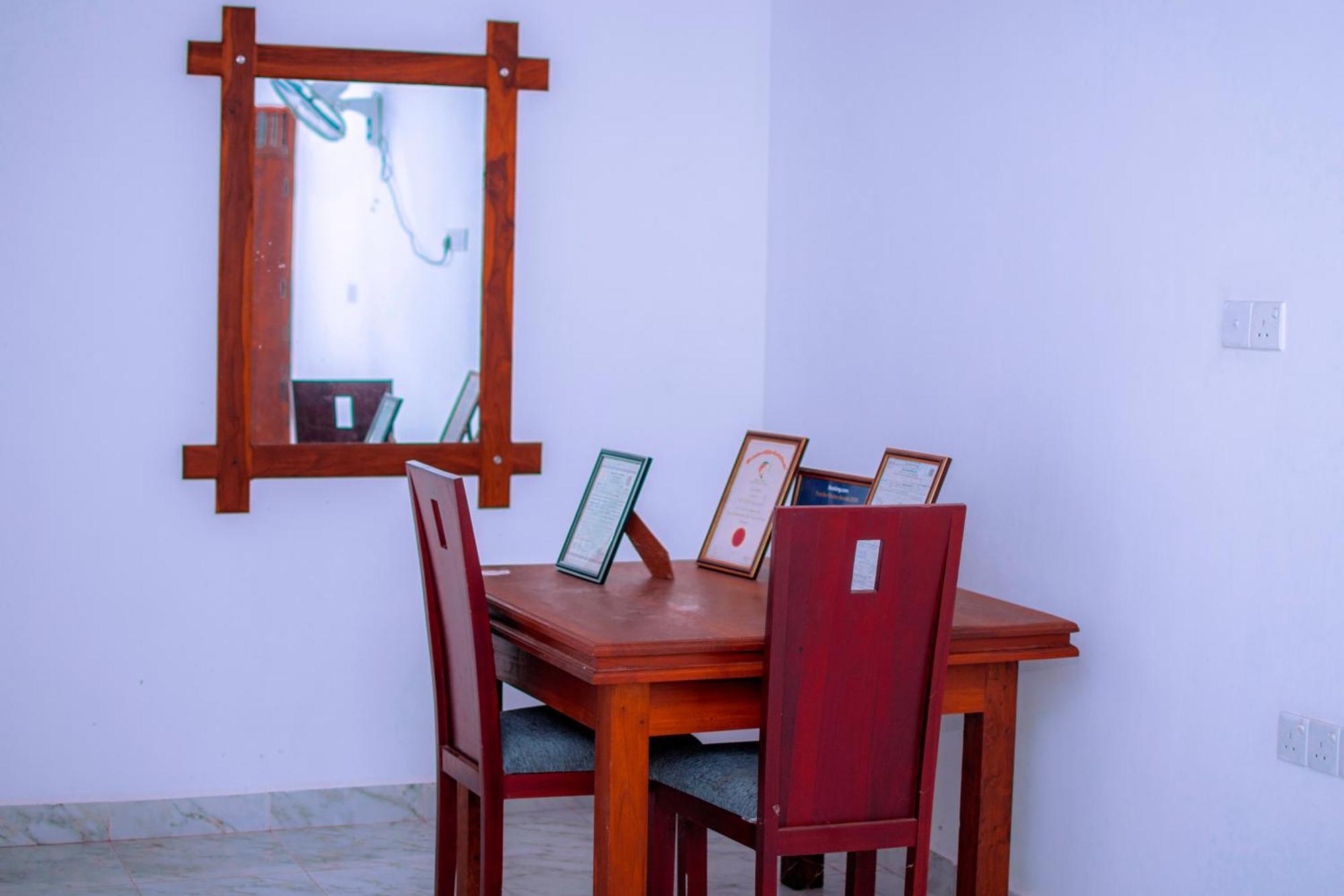 Tourist Holiday Inn Dambulla Exterior foto
