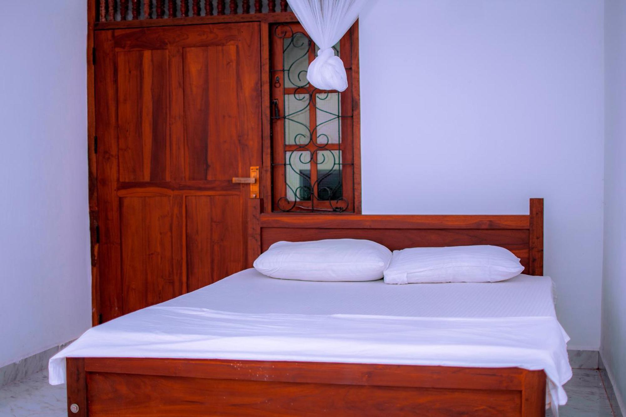 Tourist Holiday Inn Dambulla Exterior foto