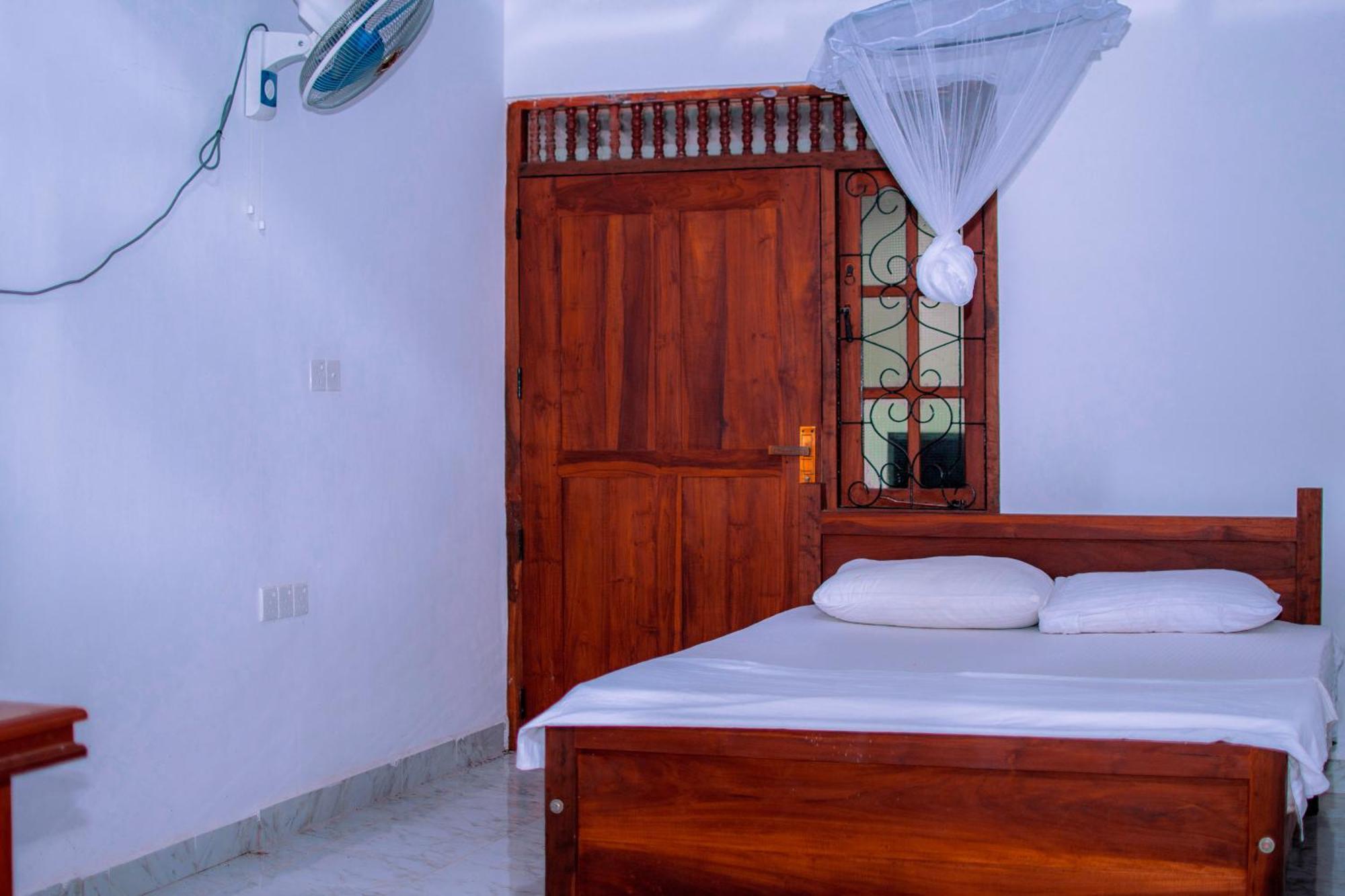Tourist Holiday Inn Dambulla Exterior foto
